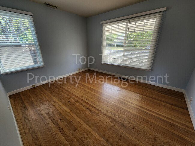 Building Photo - Cozy 2 Bed/1 Bath/ 816 Sqft House in Pleasant Hill available May 15th for lease!