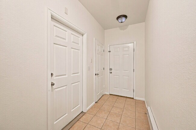 Building Photo - 2,640.95, 2 Bed, 2.5 Bath Townhome in Arvada with Central AC, and attached Garage!