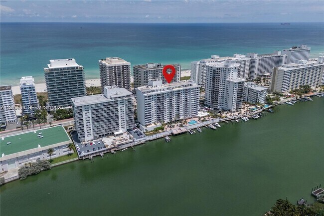 Building Photo - 5700 Collins Ave