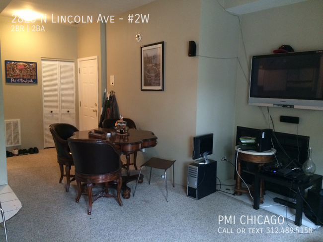 Building Photo - 2825 N Lincoln Ave