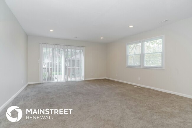 Building Photo - 12712 10th St