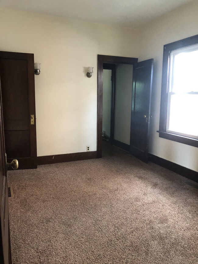 Building Photo - 2501 Central Ave