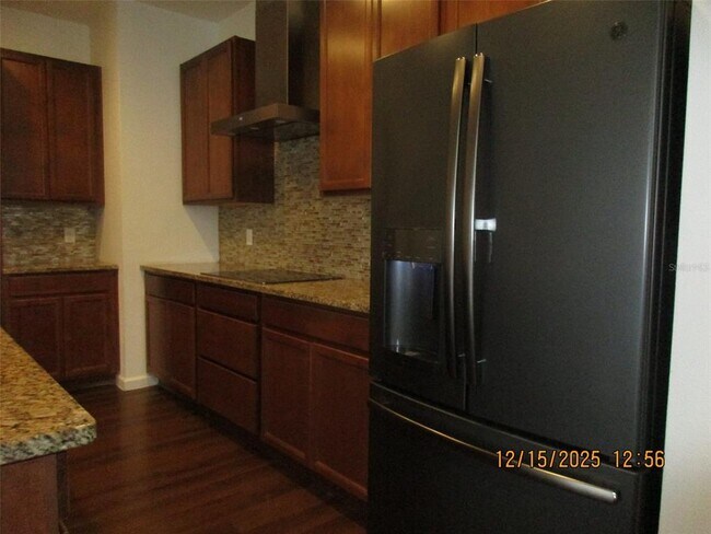 Building Photo - 3230 Stratton Cir