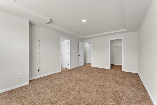 Building Photo - Stylish 3BR/2.5BA Craftsman Townhome with Modern Finishes in Pendleton! $1,700/mo rent