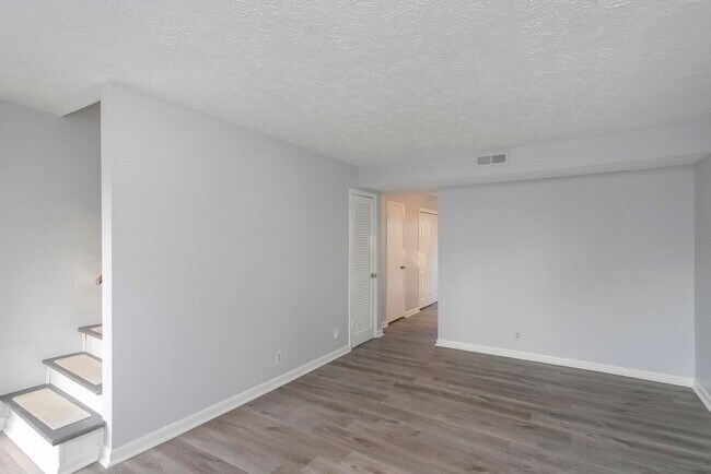 Building Photo - 3309 Falls Creek Dr