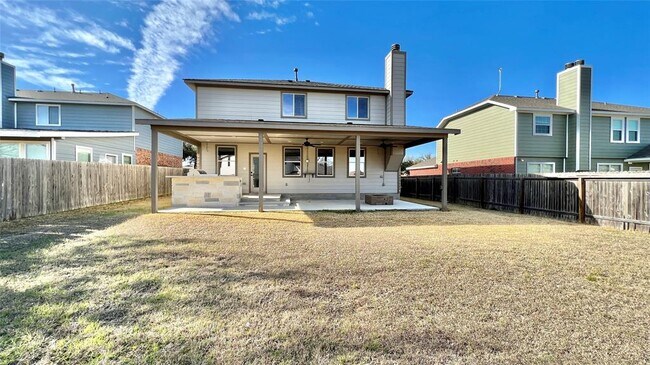 Building Photo - 1102 Middle Brook Dr