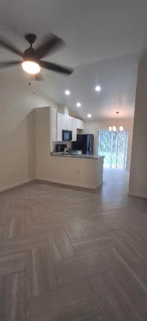 Building Photo - Exceptional Fully Remodeled 2-Bedroom, 2-Bath Duplex in University PlaceFenced Yard