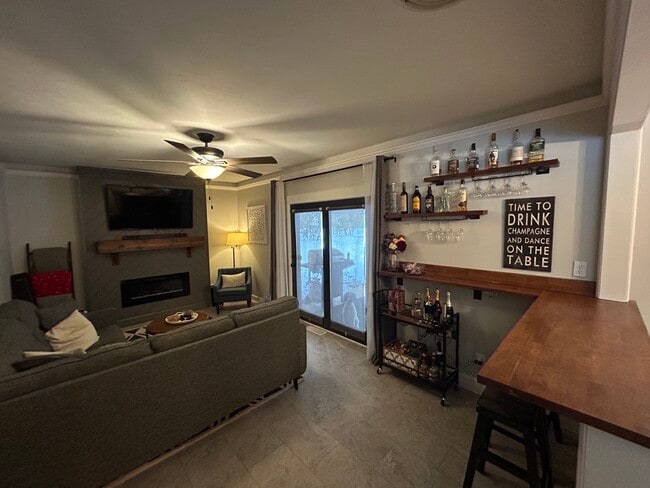 Building Photo - 4101 Ritterskamp Ct