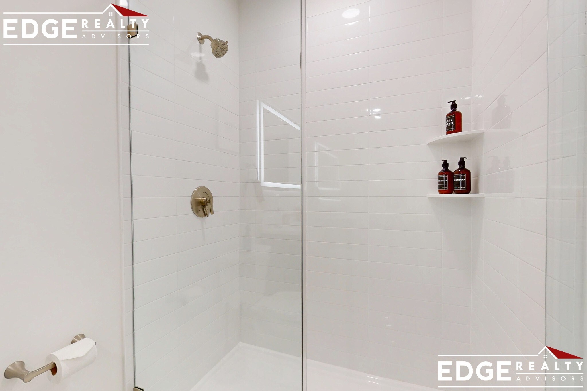 Building Photo - 38 Hichborn St