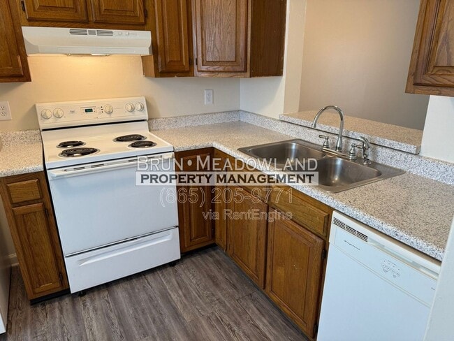 Building Photo - 9116 Parktop Ln NW