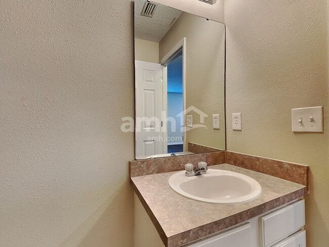 Building Photo - 9734 Hazel Lake Dr