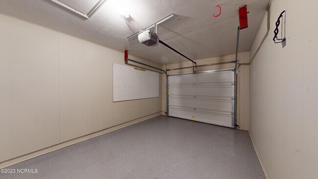 Building Photo - 505 W Rhode Island Ave