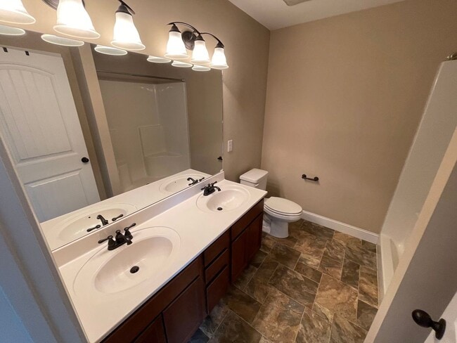 Building Photo - 7127 Deer Springs Way
