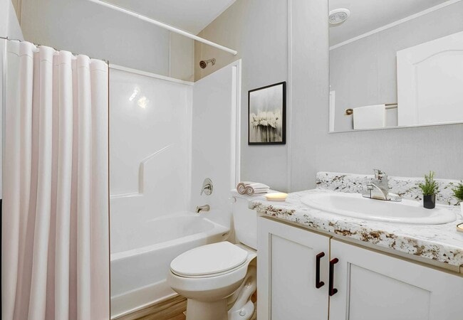 Building Photo - 1800 Oak Grove Rd E