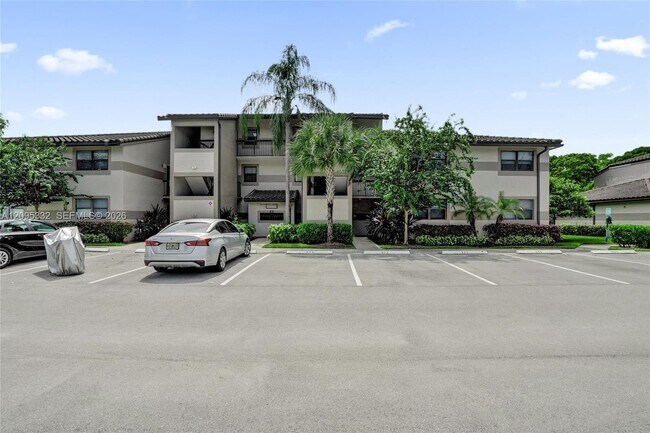 Building Photo - 9946 Nob Hill Pl