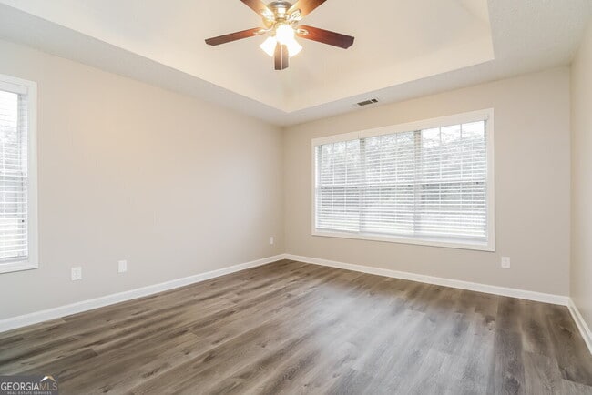 Building Photo - 1204 Genelle Ct