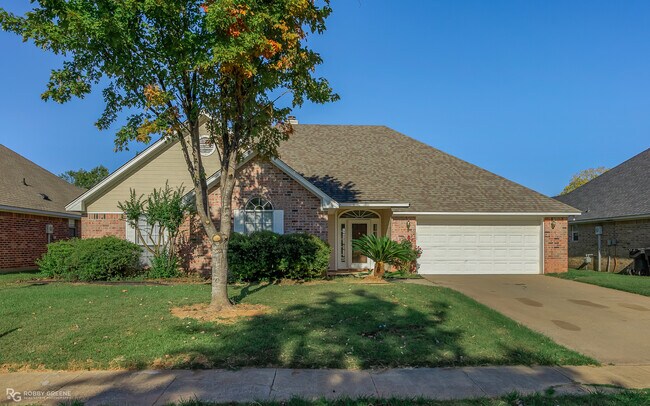 Building Photo - 114 Heritage Dr