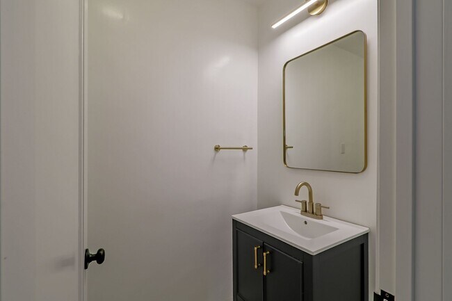 Building Photo - Los Altos 4-Bedroom with Fireplace, EV Hoo...