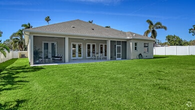 Building Photo - 1111 Mallorca Dr