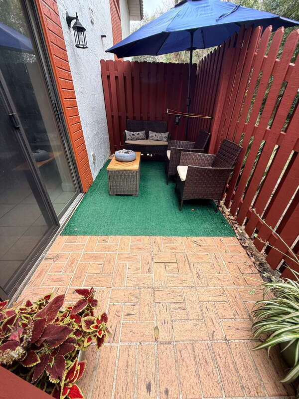 Building Photo - 910 Big Tree Rd