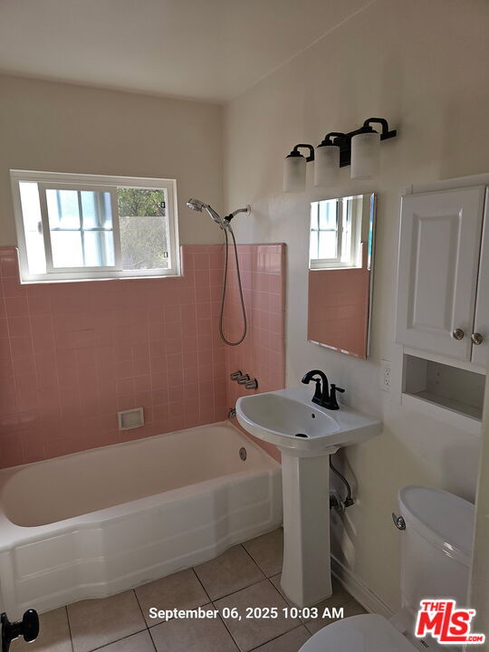 Building Photo - 1639 W 84th Pl