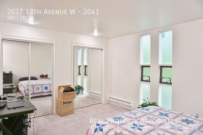 Building Photo - 2037 13th Ave W