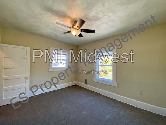 Building Photo - 447 E Jefferson St