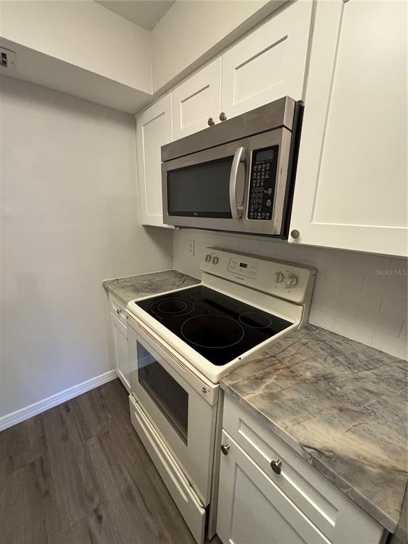 Building Photo - 4503 3rd St Cir W