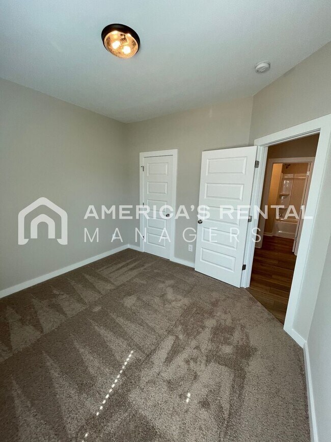 Building Photo - Home for Rent in Eastaboga, AL!! Available...