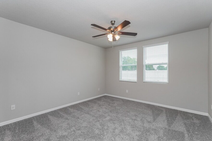 Building Photo - 38981 Harlow Rose Dr
