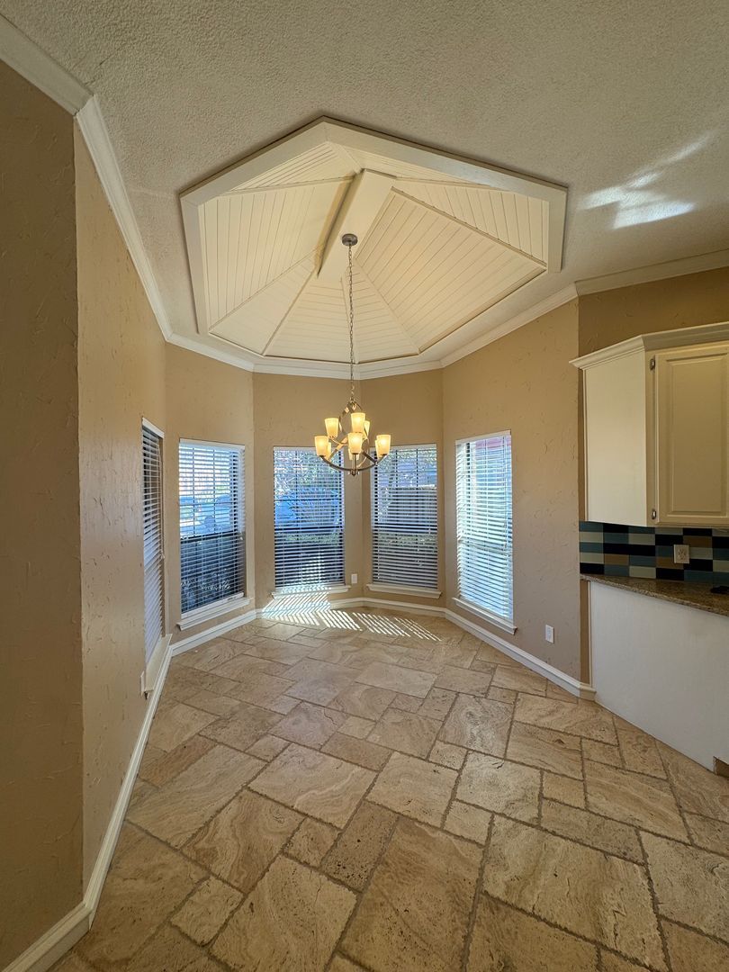 Building Photo - 3205 Ridge Cir