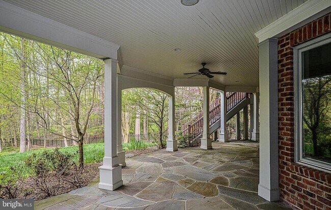 Building Photo - 7841 Montvale Way