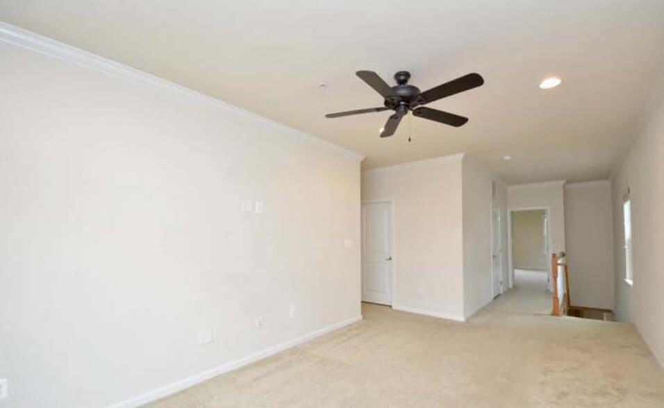Building Photo - 904 Hall Station Dr