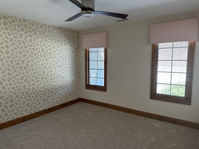 Building Photo - 1416 Shenandoah Pkwy