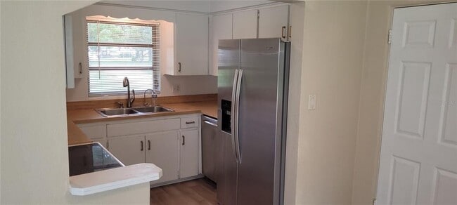 Building Photo - 43 Main St