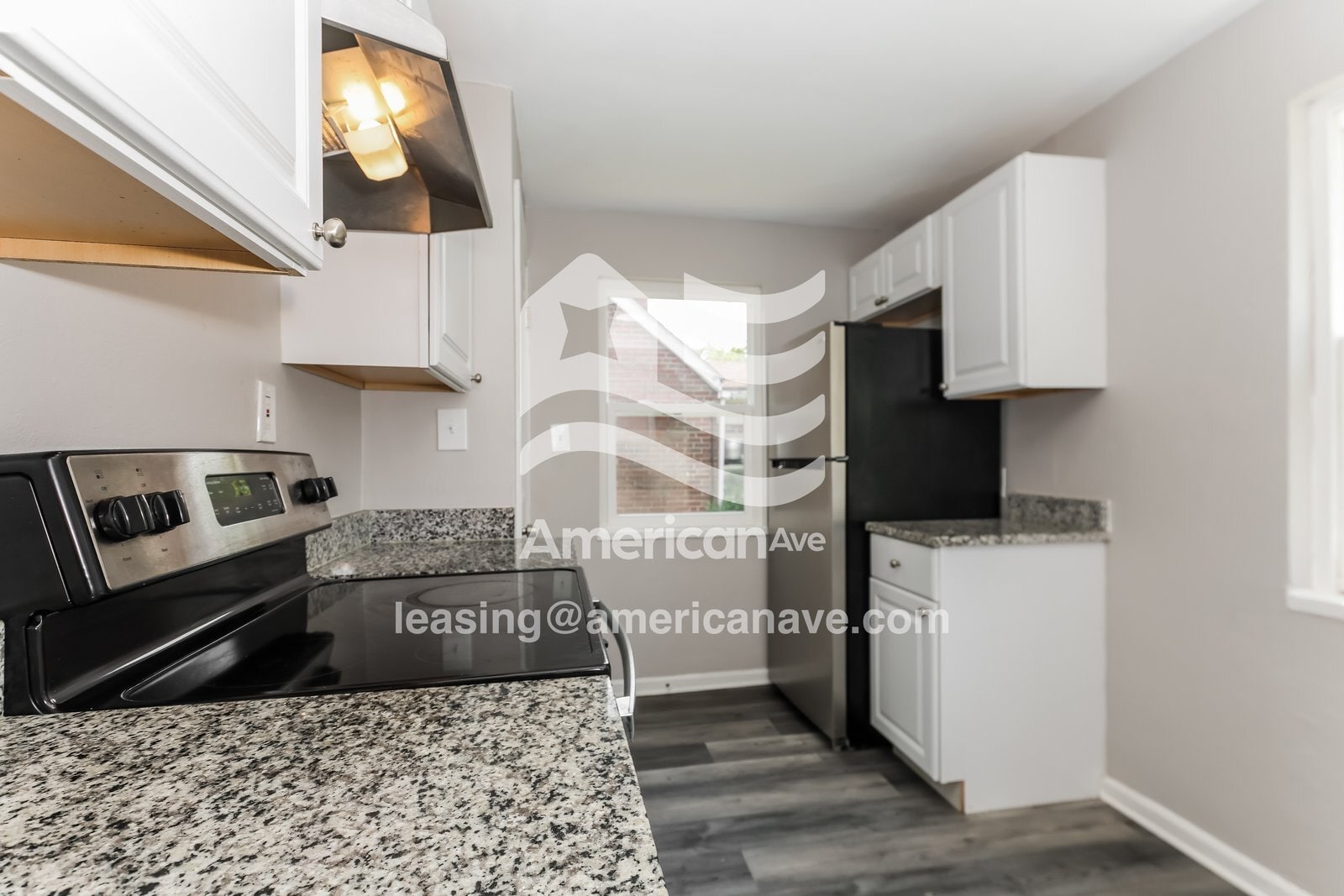 Building Photo - 526 Harriet St