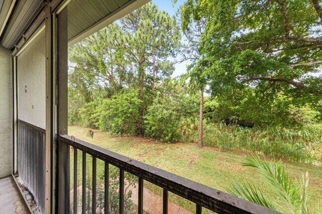Building Photo - 3618 Alder Dr