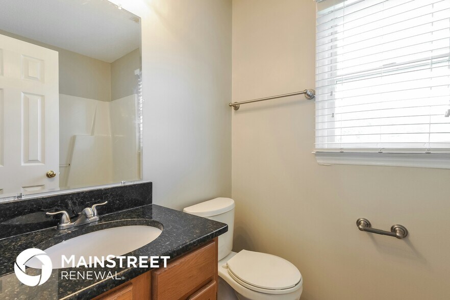 Building Photo - 2008 Stoneglen Ln