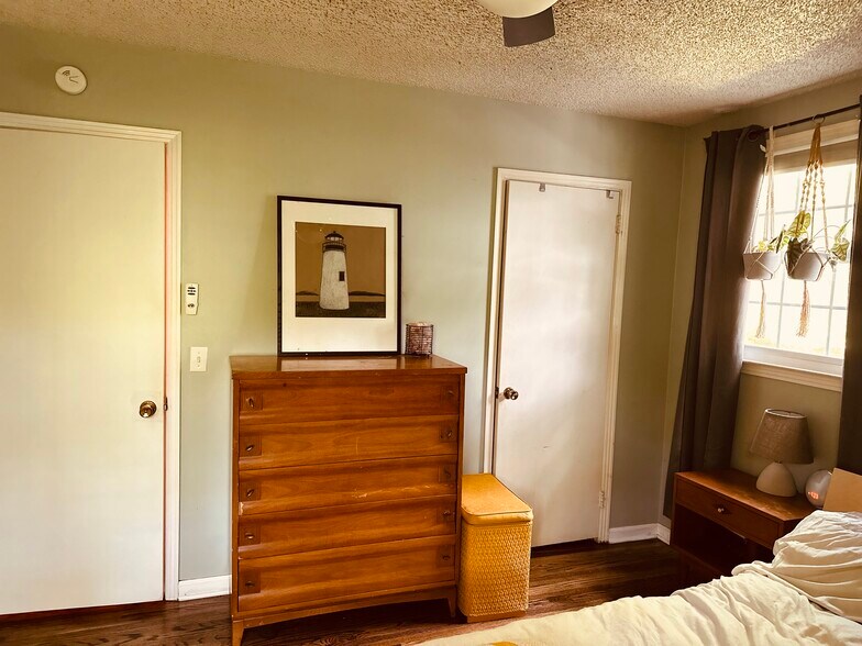 Building Photo - 644 Truxton Ct