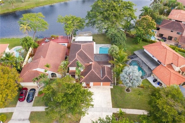 Building Photo - 470 NW 38th Ave