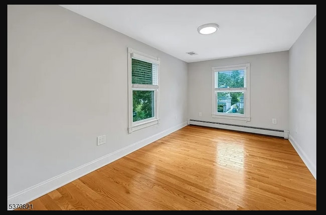 Building Photo - 20 Dunlap St