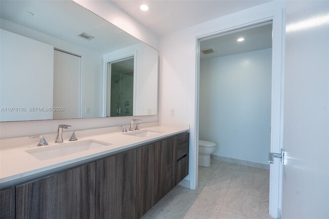 Building Photo - 488 NE 18th St