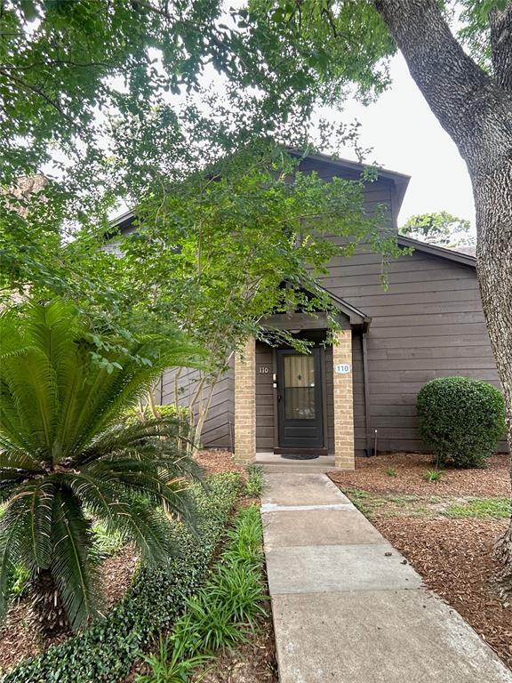 Building Photo - 12755 Mill Ridge Dr