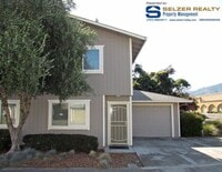Building Photo - Fully equipped 2 bd. condo in a super conv...
