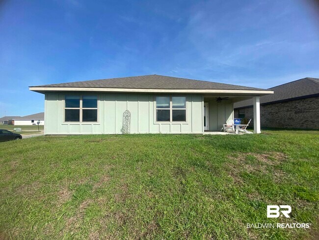 Building Photo - 26161 Gilmore Way