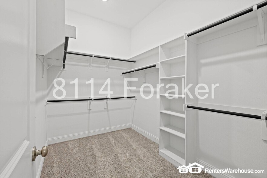 Building Photo - 8114 Foraker St