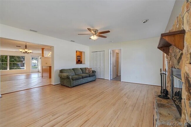 Building Photo - 2701 56th Ln N