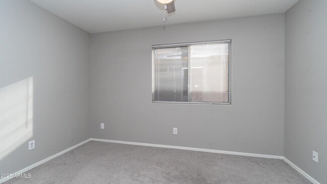 Building Photo - 17220 N 40th Pl