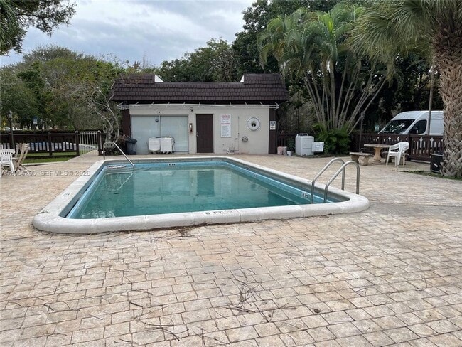 Building Photo - 6175 NW 57th St