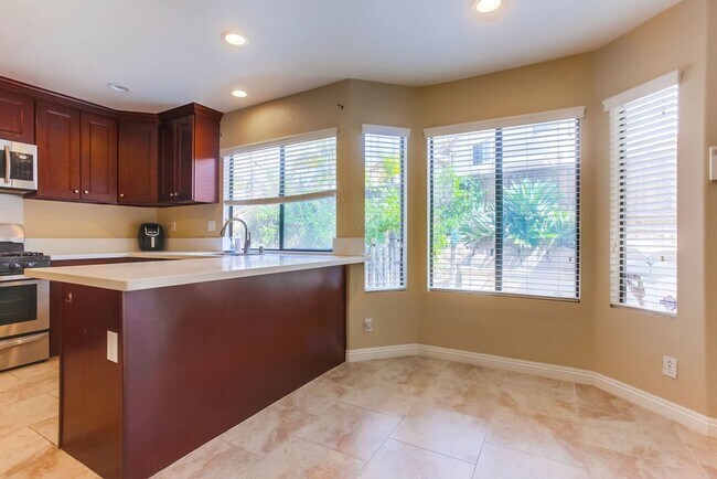 Building Photo - Charming Two Story 3 BR Home Available Mid June!